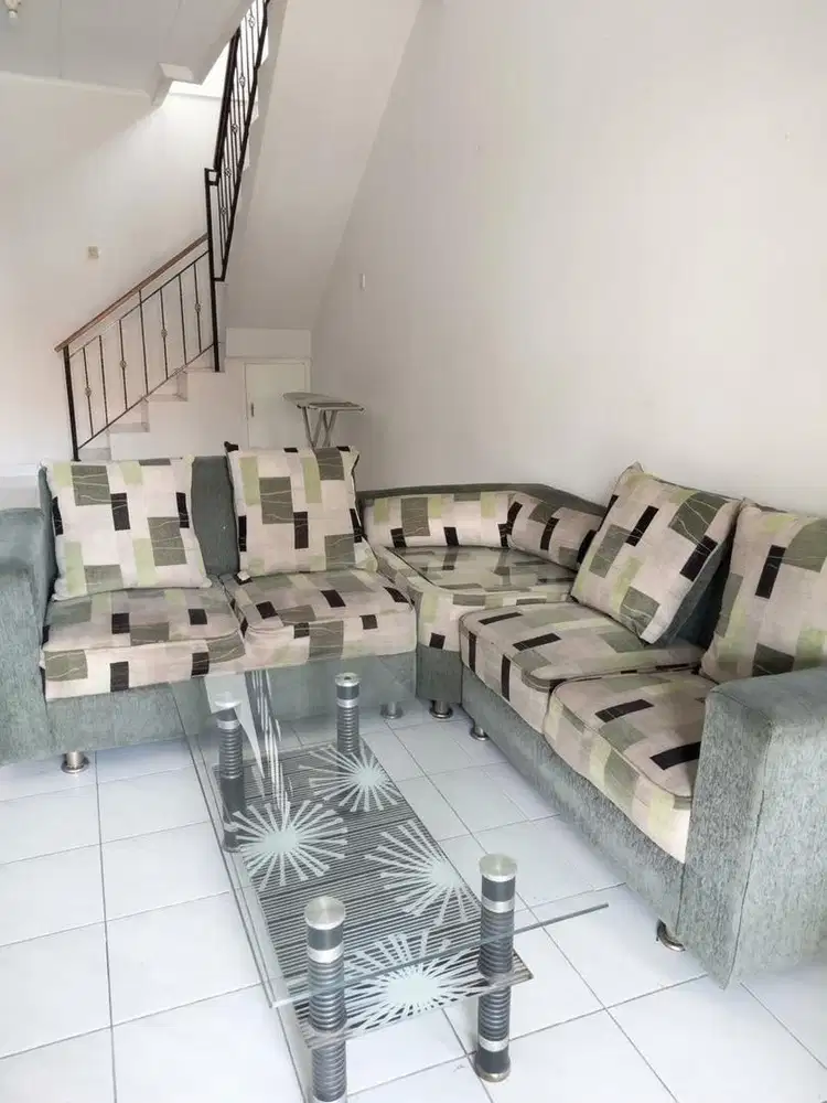 Turun Harga !! Dijual Cepat Rumah 1,5 Lt di Kota Wisata Cibubur