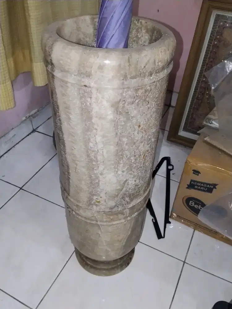 Tempat payung marmer