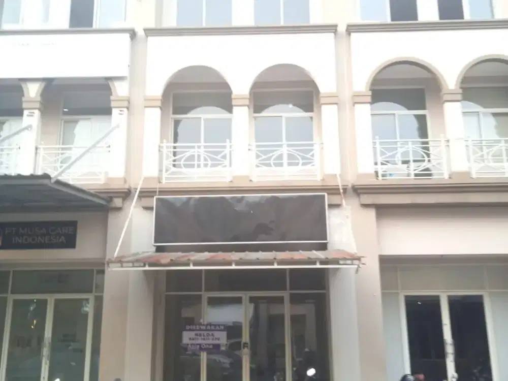 DISEWAKAN RUKO DI GRANG GALAXY (SEBRANG GRAND GALAXY PARK) BEKASI
