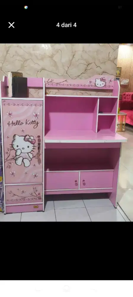 Meja belajar kondisi masih bagus bgt