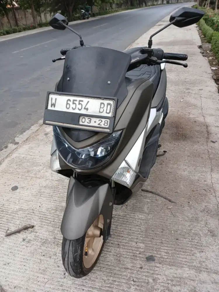 Nmax Old Abu-abu