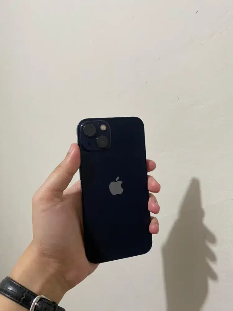iPhone 13 Midnight (128 GB) ex Resmi BH 88%