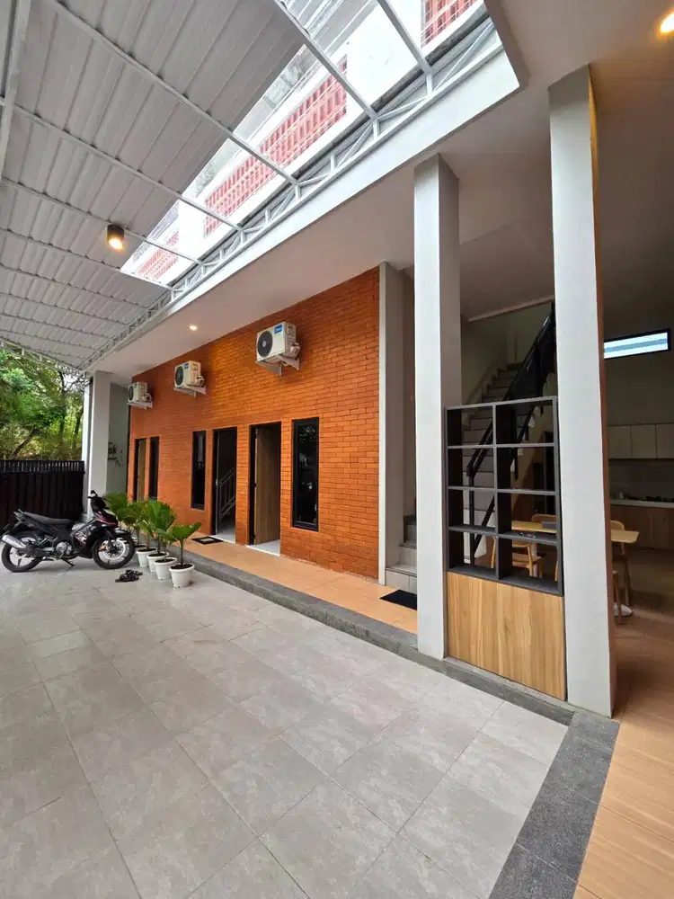 Kos Eksklusif Mezzanine 16 Kamar dekat Jalan Kaliurang