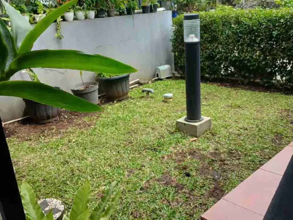 Rumah Terawat Di Grand Sharon