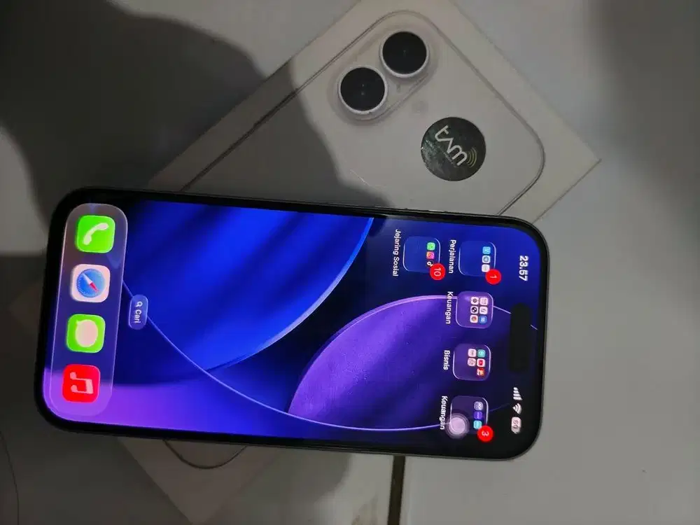 KONDISI SEPERTI BARU IPHONE 16 128GB IBOX