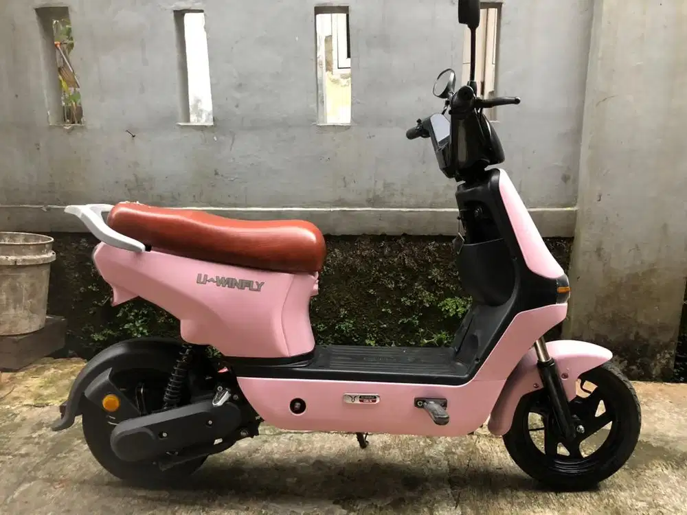 Sepeda Listrik Uwinfly D8s Lengkap