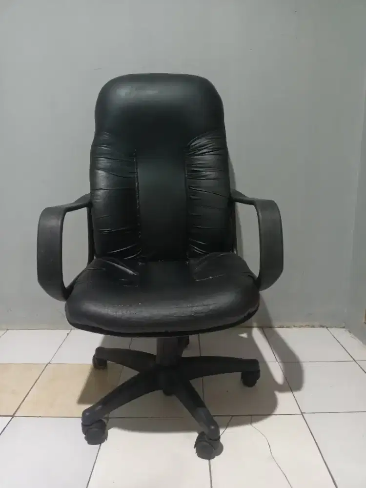 Kursi direktur bahan kulit oscar