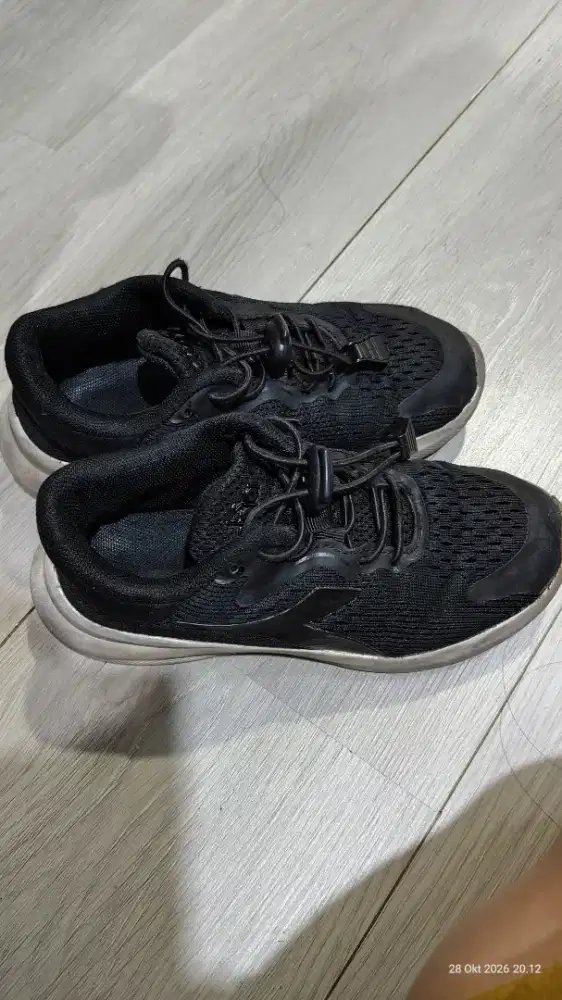 Sepatu anak diodora original