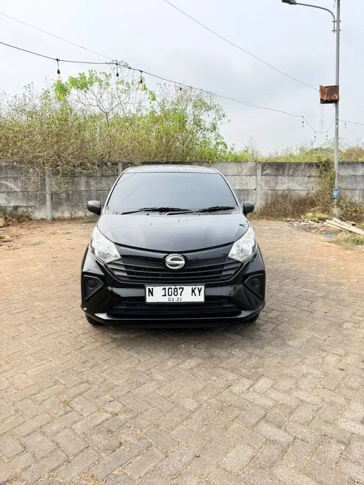 DAIHATSU SIGRA D MT  2025