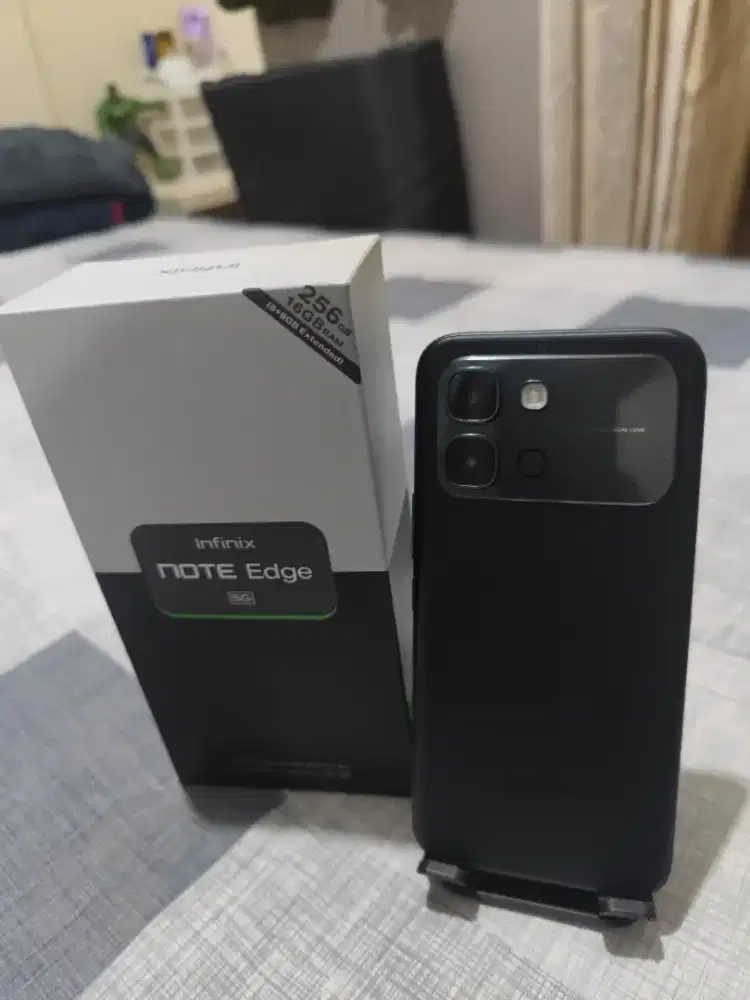 Note Edge 5G usia 1 Bulan 99%