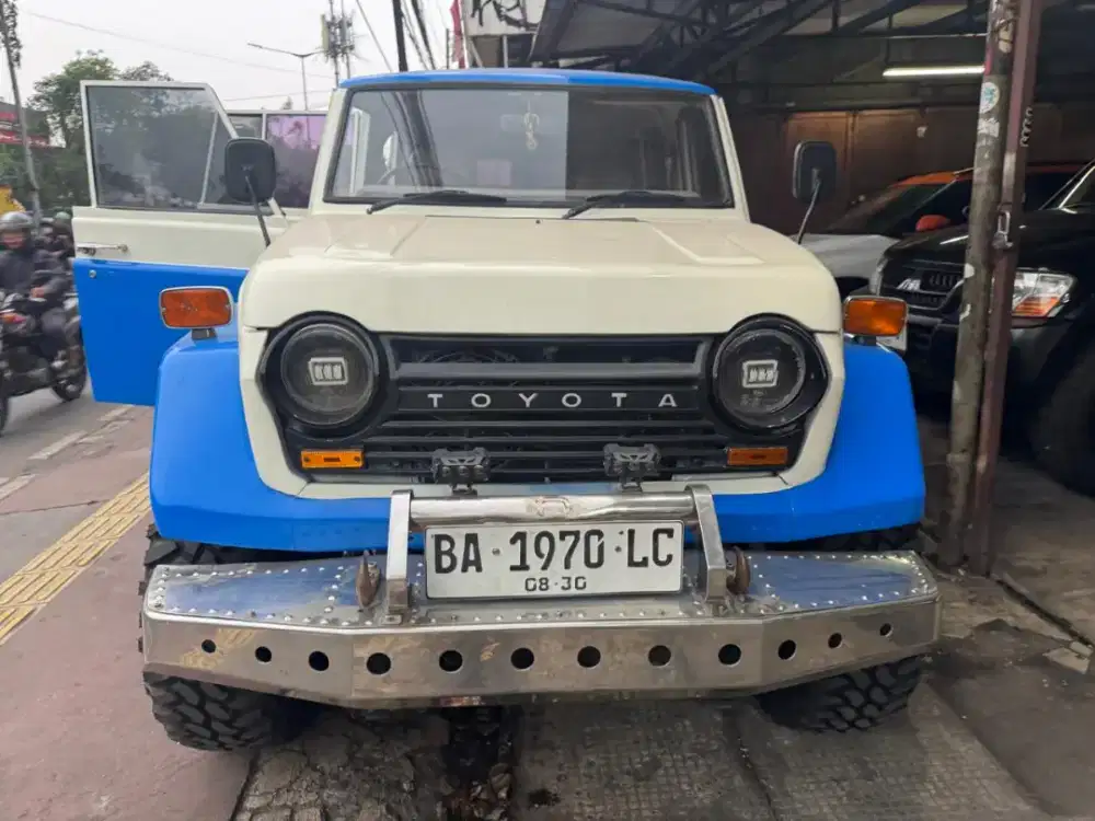 Toyota FJ55 diesel th 1978 MT 4x4 Siap pakai