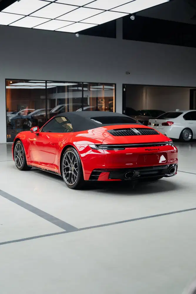 Jual PORSCHE 911 992 Carrera S Cabriolet