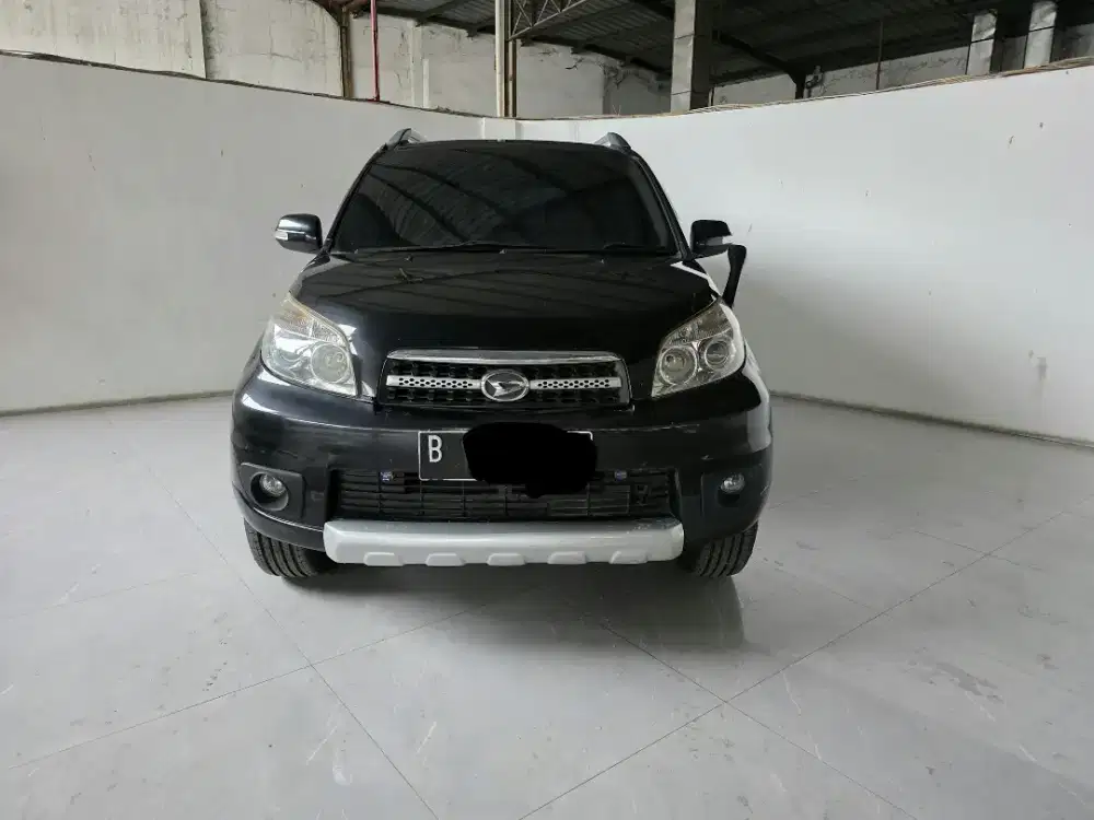 Daihatsu Terios TX MT ( Manual )2011 Hitam Km 106rban Jual Apa adanya