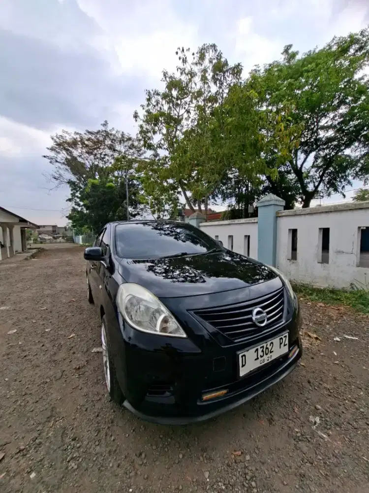 Nissan Almera 2014 Bensin