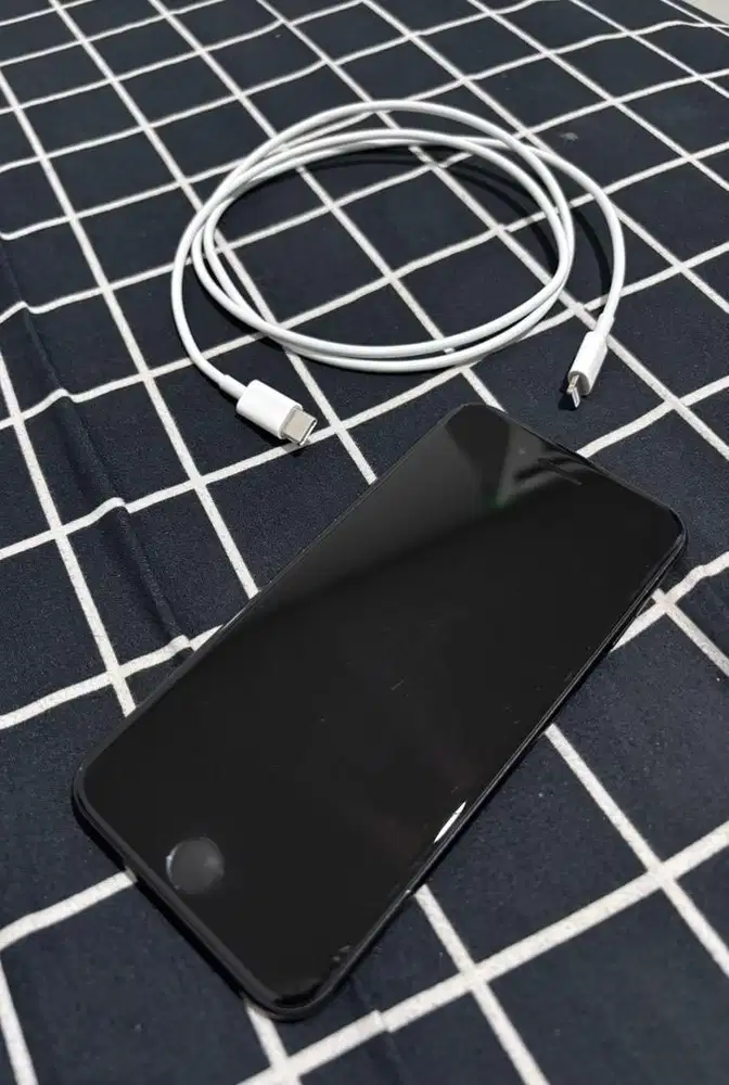 iPhone SE Gen 2 128 GB