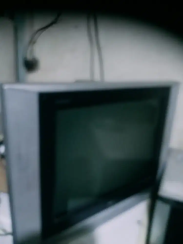 Jual TV tabung merk LG 21 inch ori gambar suara jernih