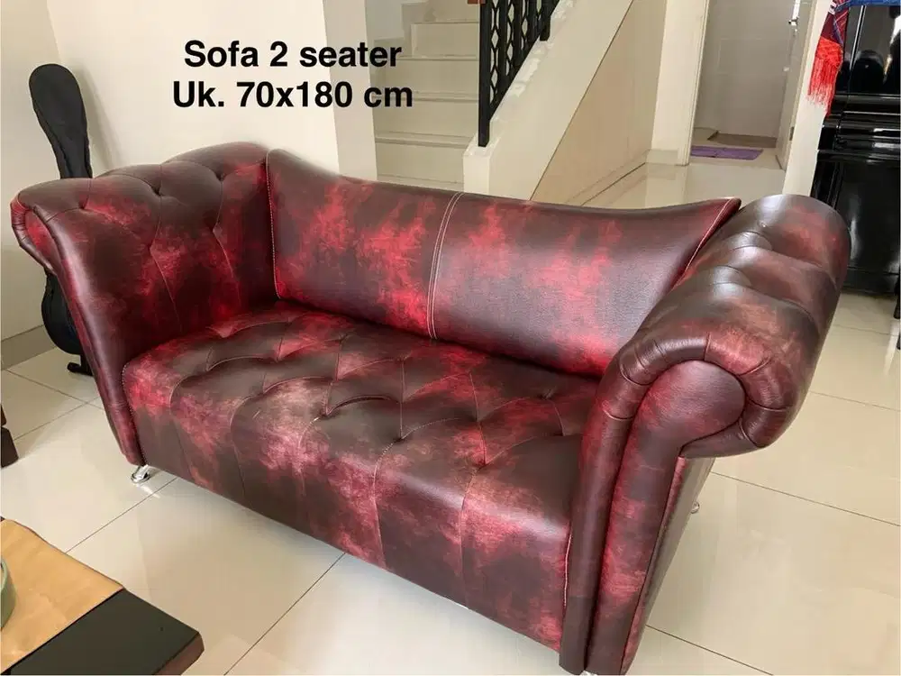 Sofa 2 seater model Chesterfield