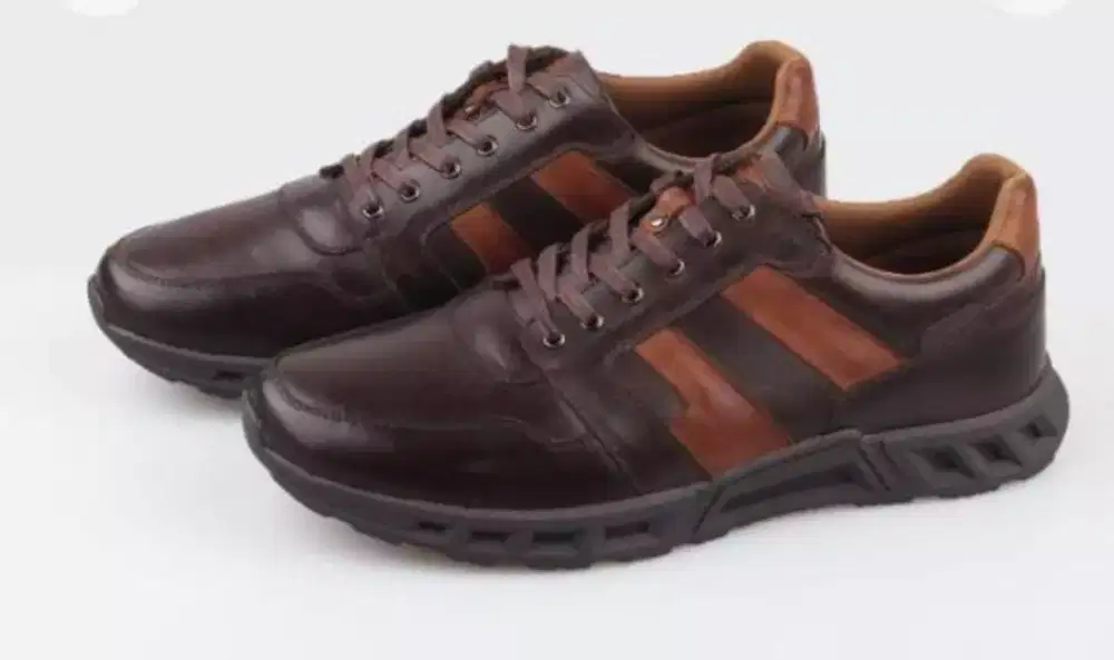 Sepatu exlusive donatello warna coklat coffe