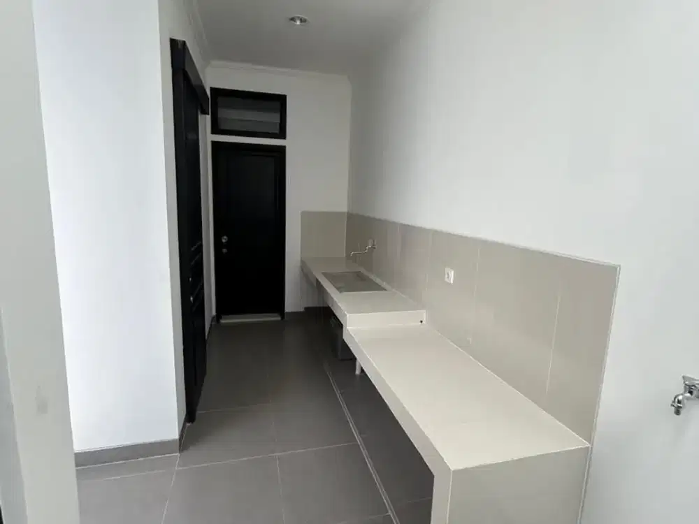 Rumah Disewakan Villa Pasir Putih PIK2