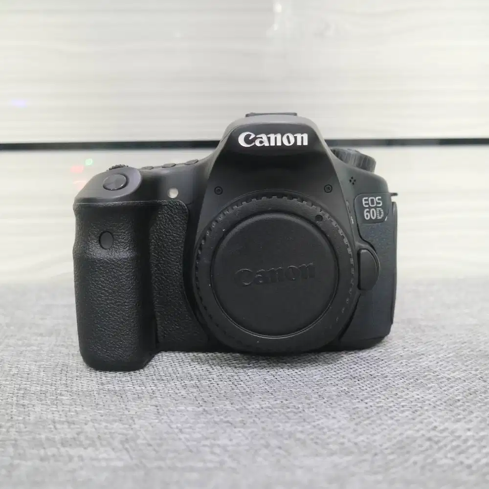 Kamera dslr canon 60d body only