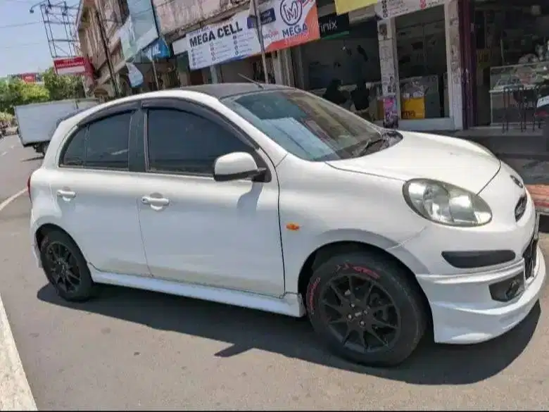 Jual nissan march manual 2013