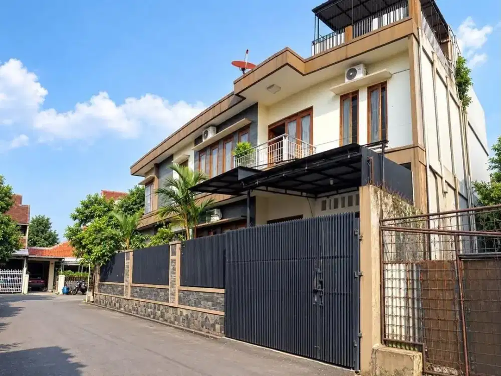 Jual Cepat Rumah Bagus Cantik Lux Terawat Hook Siap Huni Full Furnished di Komplek Kembar Kota Bandung