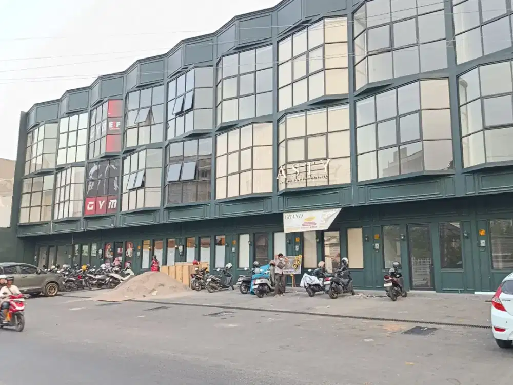Ruko Kedung Asem 3 Lantai Modern Classic 3M-an Dekat MERR Kedung Baruk, Rungkut Pandugo, Tenggilis