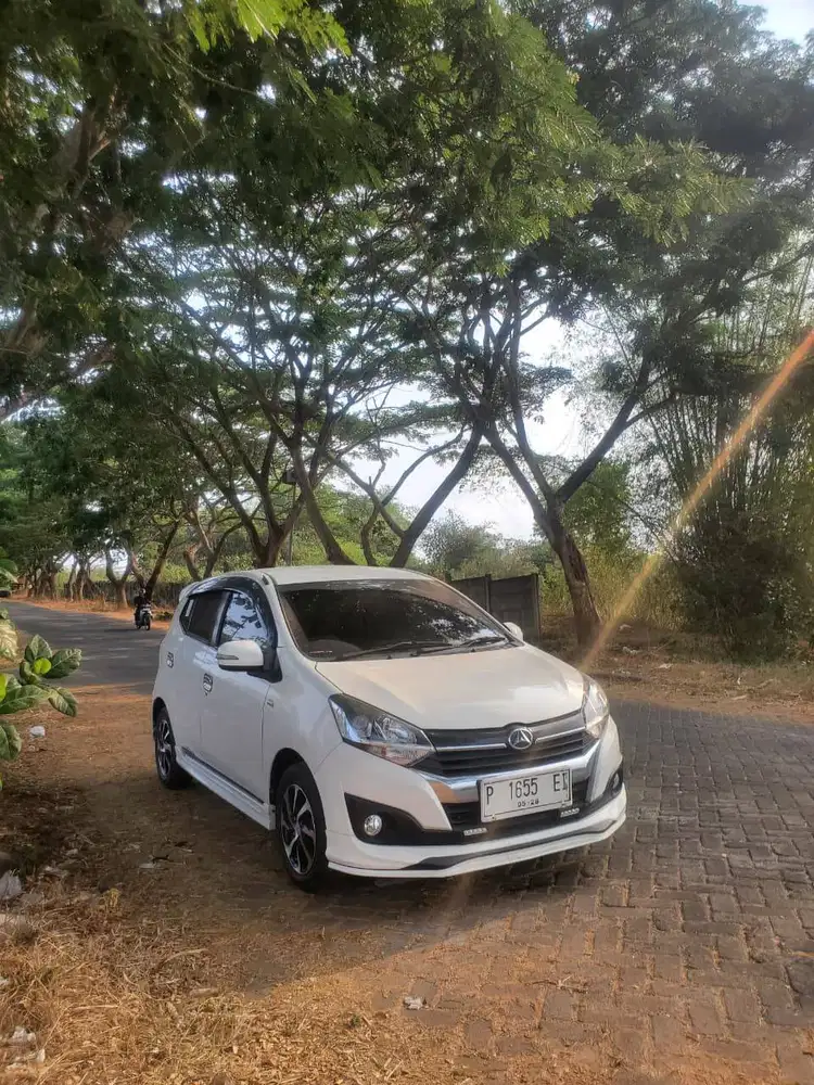 DAIHATSU AYLA R DELUXE  MANUAL 2018 MT