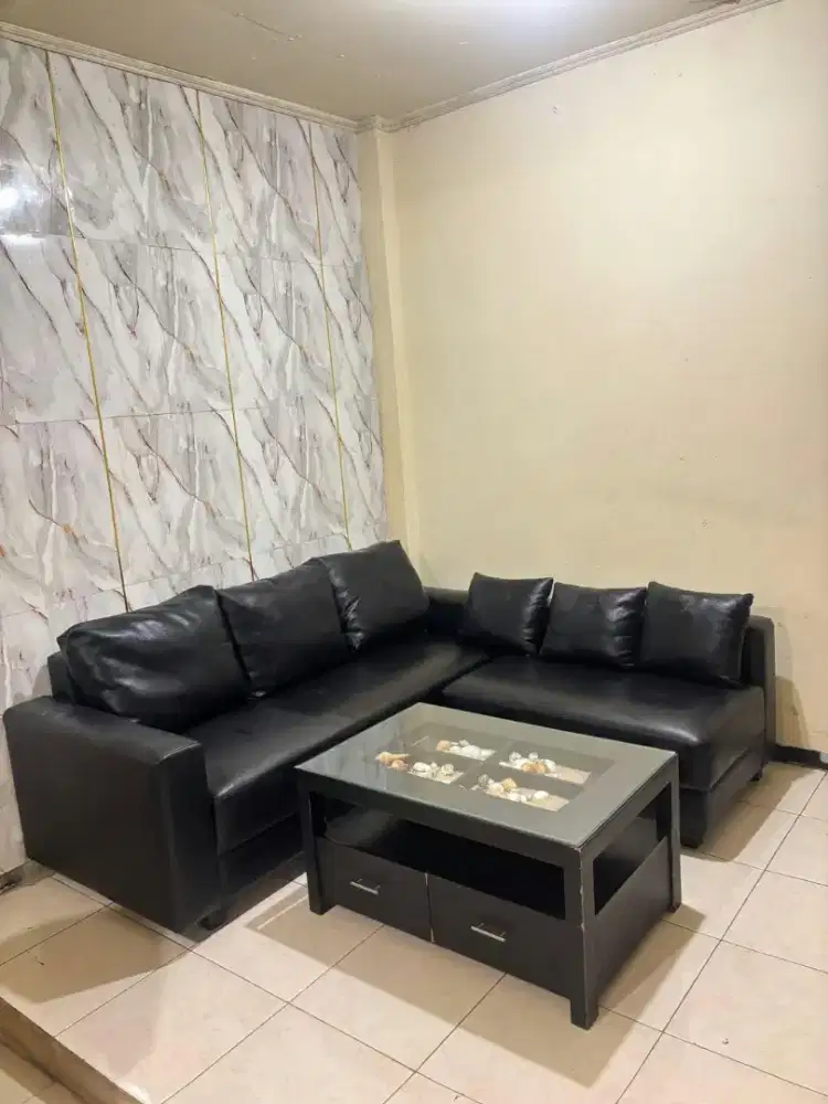 Sofa kulit Oscar + meja