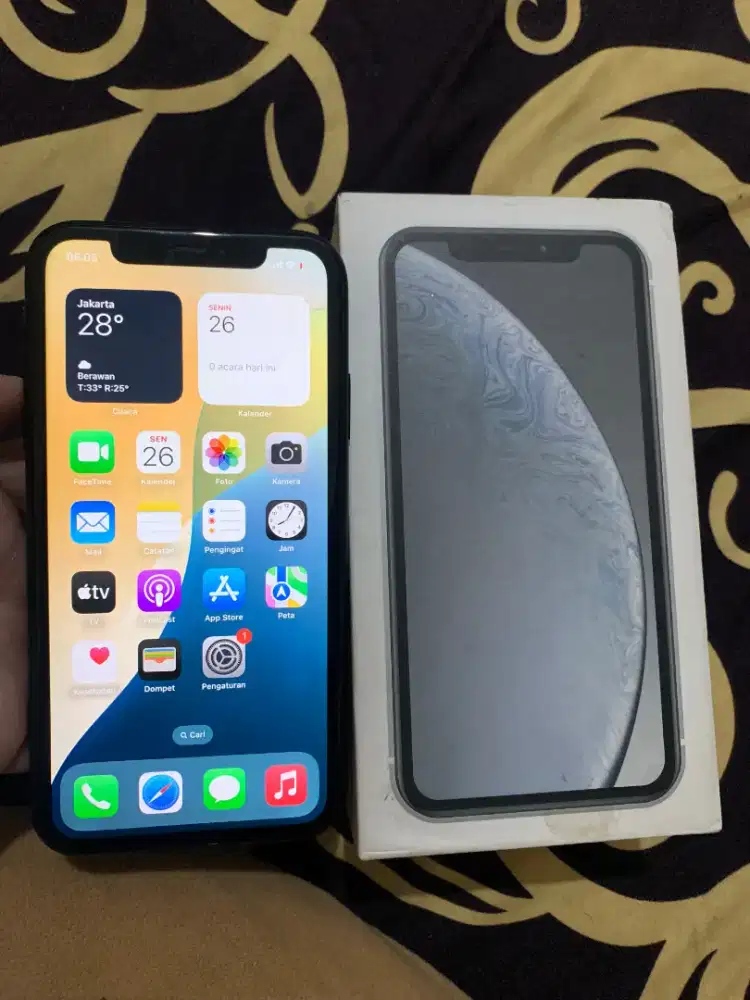 IPHONE XR 64GB FULLSET