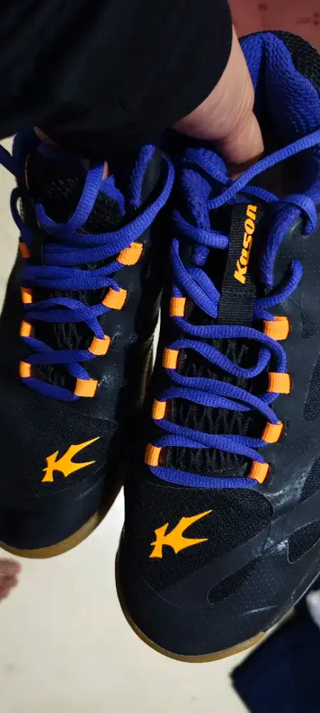 Sepatu Badminton Istimewa Kasson