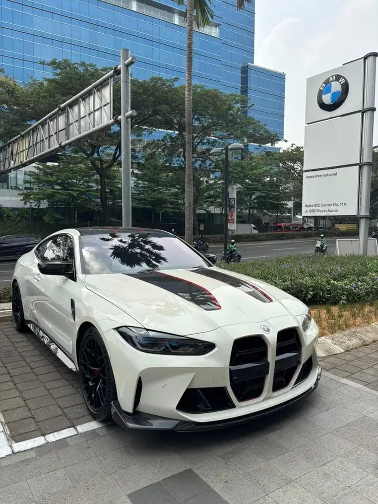 BMW M4 CSL 2022