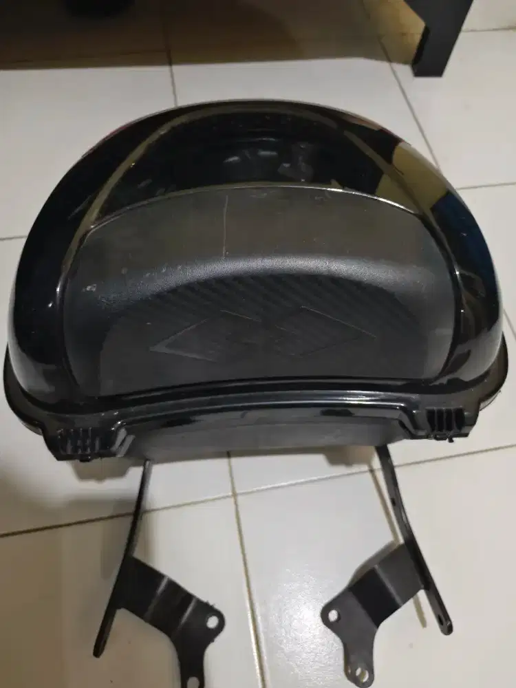 Braket + Box CB 150R LED