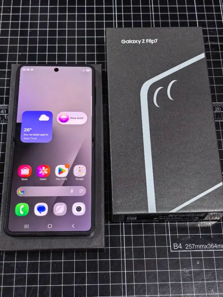 Samsung Z Flip 7 Sein 12/256 Mulus Fullset Ori Garansi Aktif