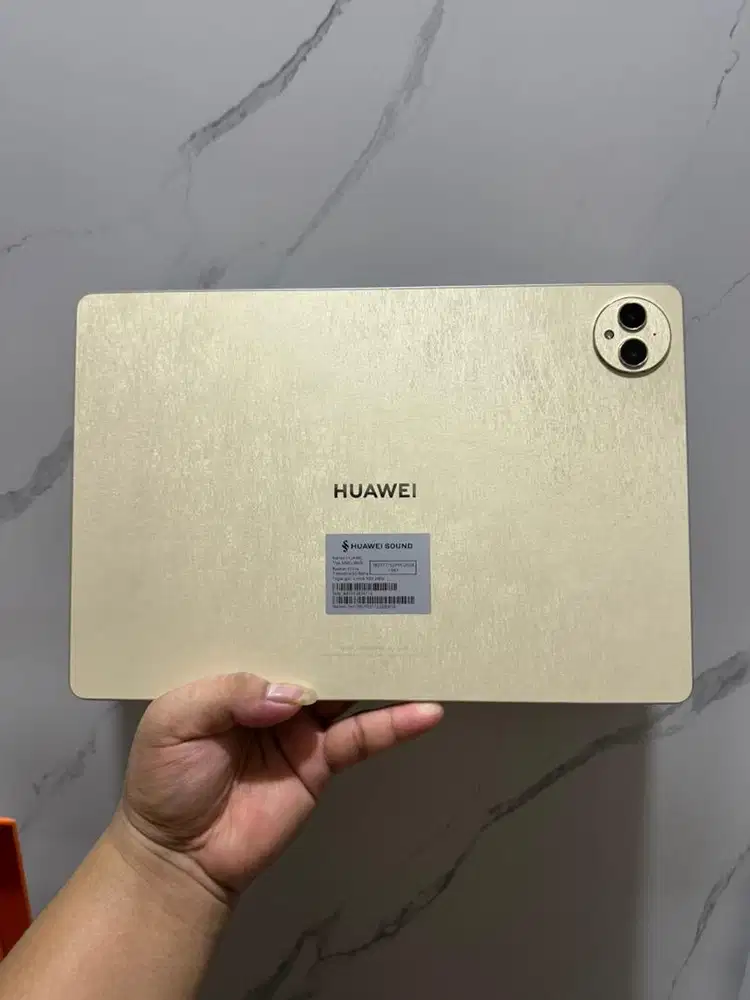 HUAWEI MATEPAD PRO 12/512 Unit + Charger