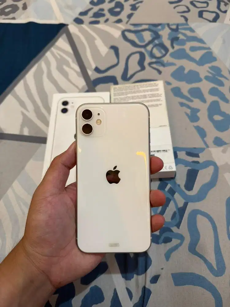 IPhone 11 64GB IBOX RESMI