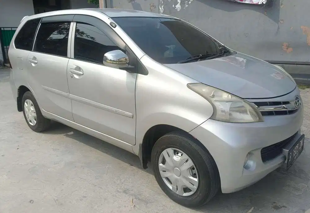 Daihatsu Xenia 2015 Bensin