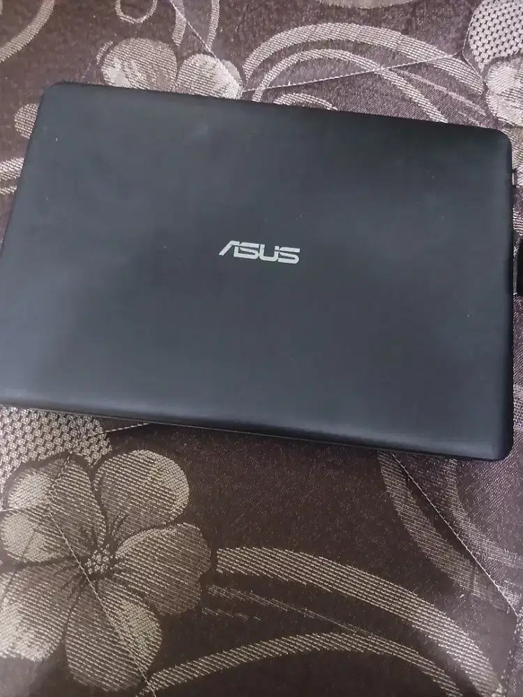 Dijual laptop asus