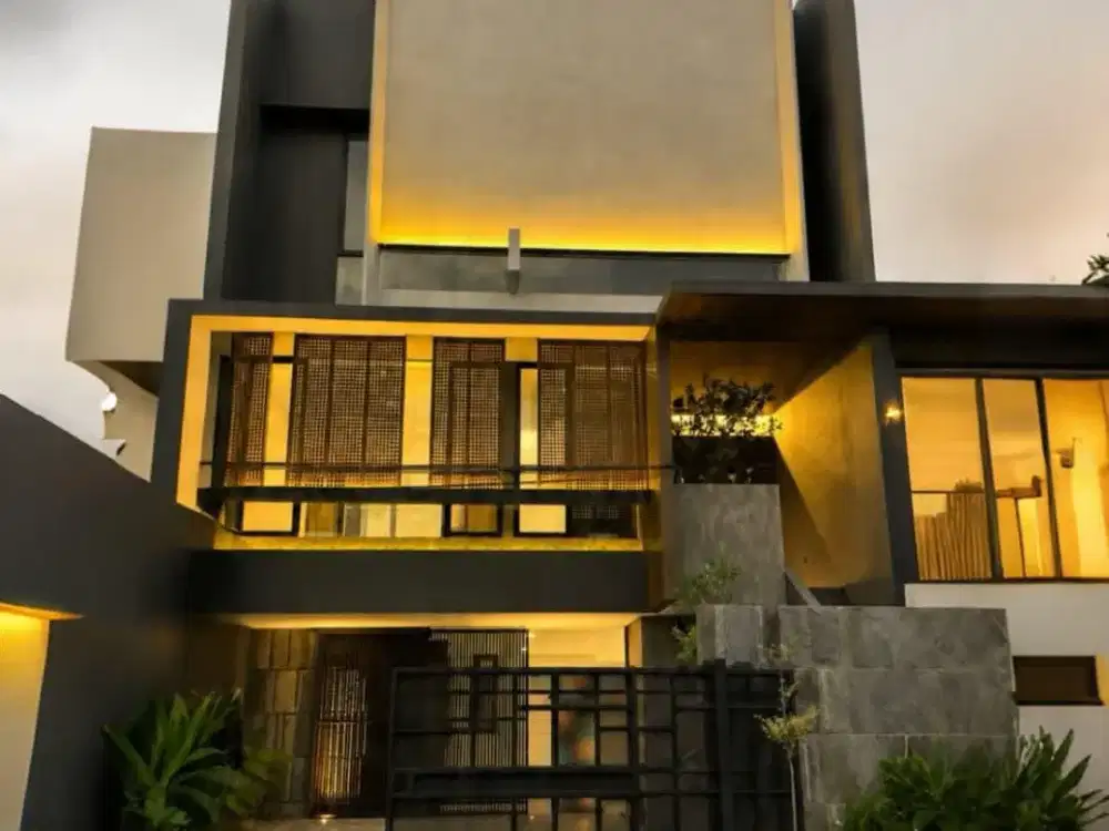 Manyar Kertoadi Rumah Modern Baru