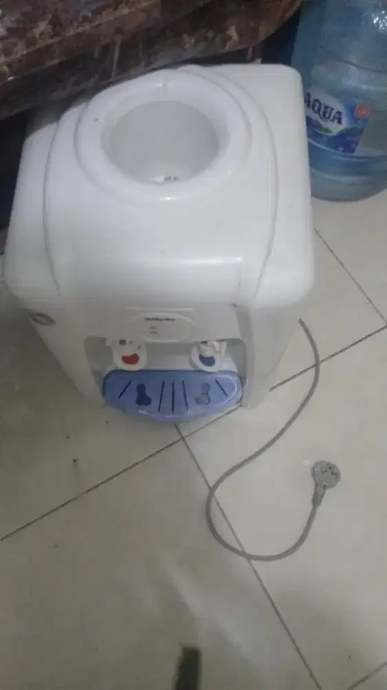 Dijual dispenser miyako
