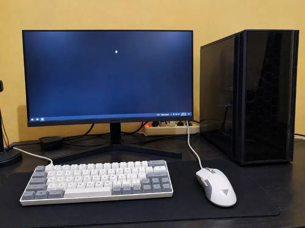 PC Gaming Full Set Intel i5-10400F GTX 1660 Ti RAM 16GB SSD NVMe 500GB