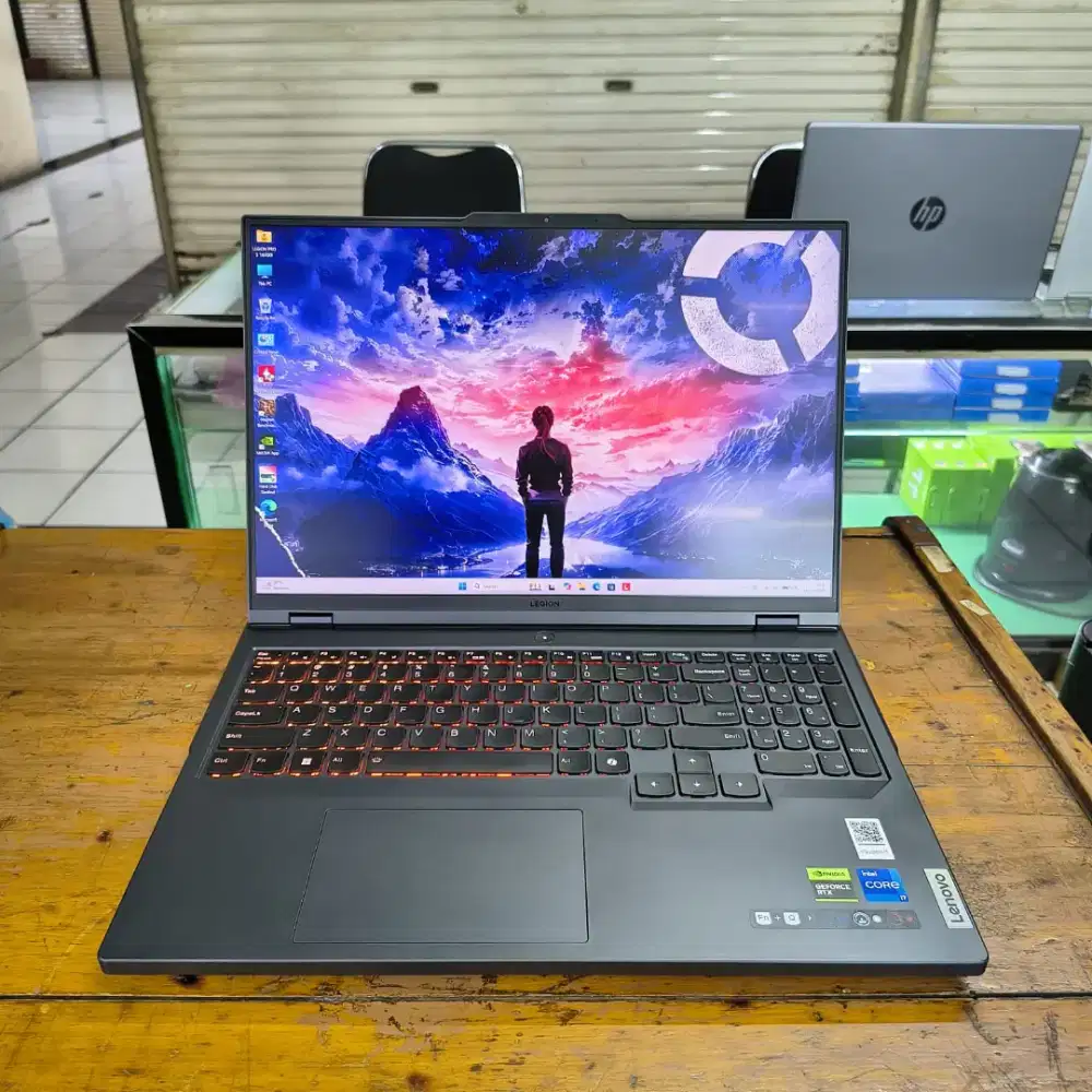 Lenovo Legion Pro 5 Core i7-14650HX RTX 4060 Ram 16GB SSD 1TB WQXGA