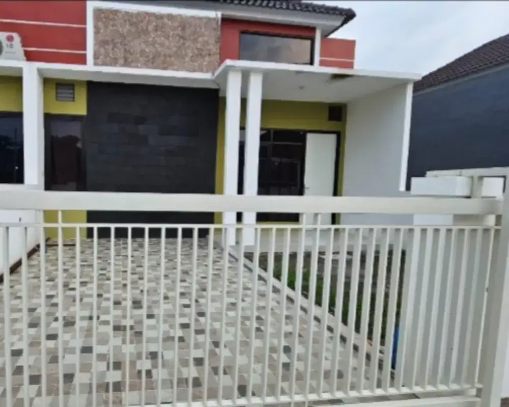 DIJUAL RUMAH SIAP HUNI MOJOKERTO