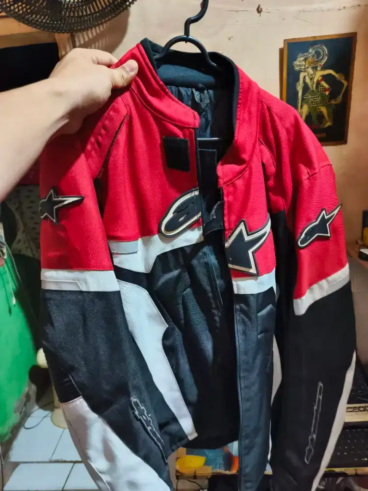 Jaket Touring Alpinestars Tebal dan Keren