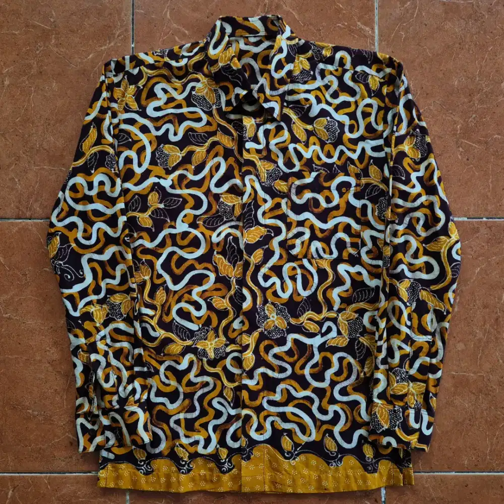 Kemeja Batik Lengan Panjang Hitam Orange Baju Slim Fit Premium