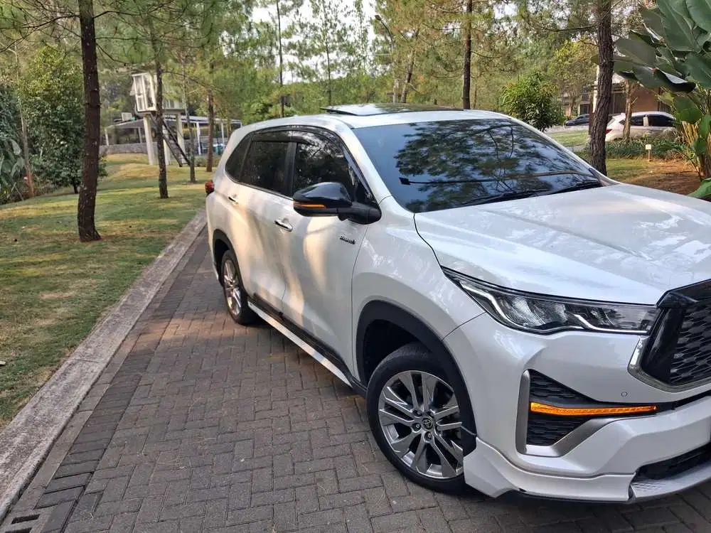 Innova Zenix Q Modelista TSS 2023 Tangan pertama