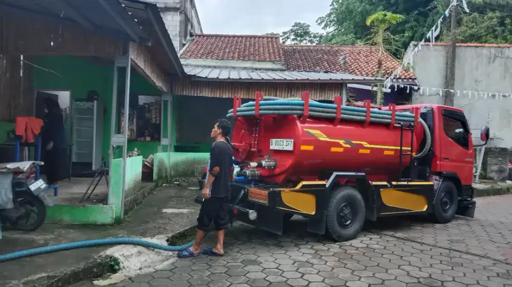 SEDOT WC DAN MAMPET KRAMAT JATI DAN SEKITARNYA