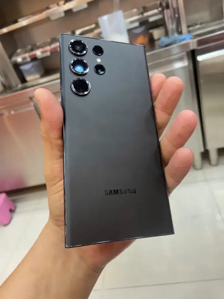 Samsung S23 Ultra black ex Sein 12/256 mint condt. Tt bisa