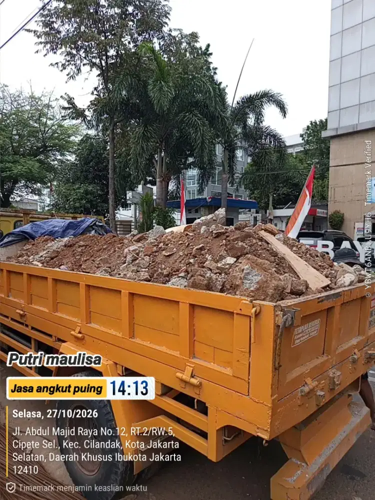 Jasa urugan puing tanah