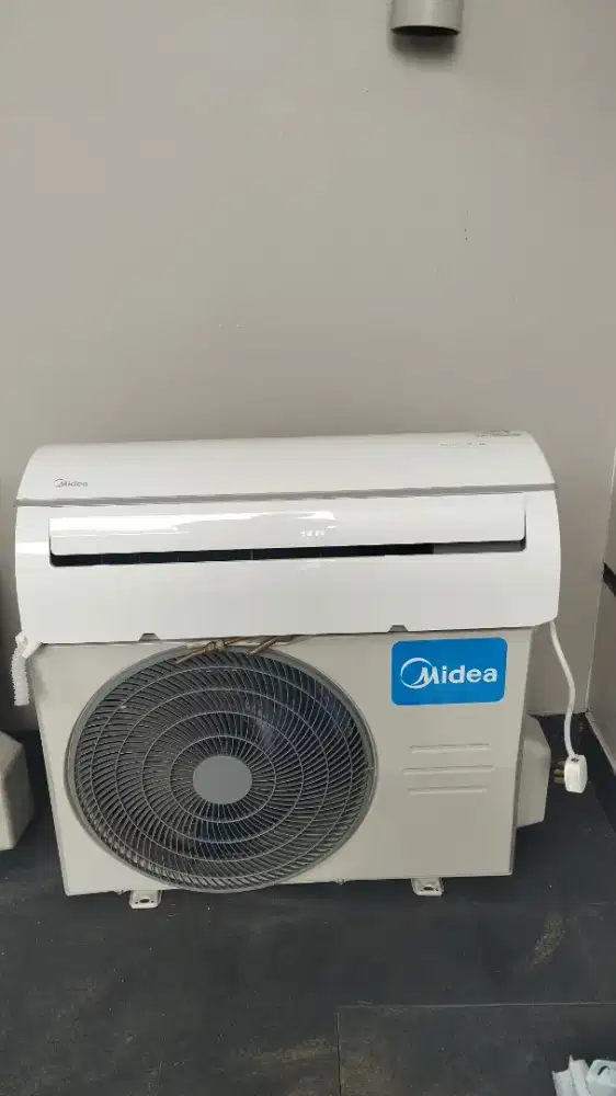 Jual AC Midea 1/2 PK